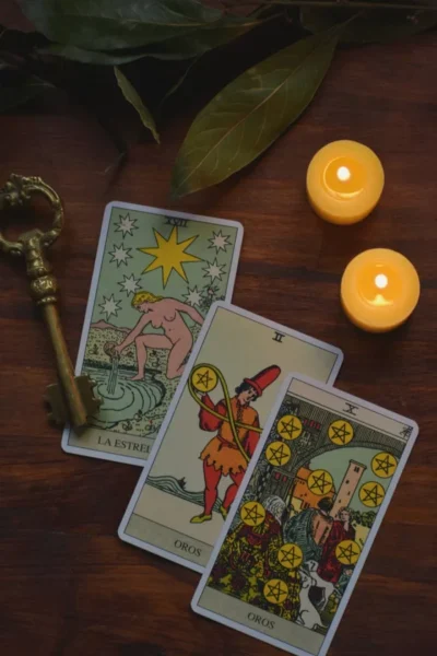 Learn Tarot - 2 Reading Tarot Cards - the Language of Symbols