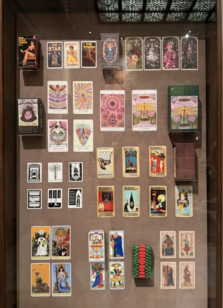Modern Tarot Card Decks