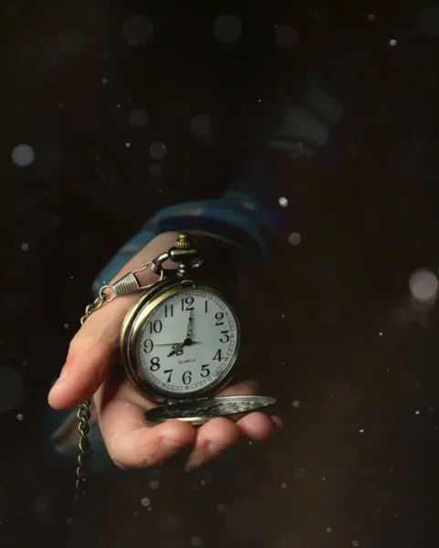 How Often To Get A Tarot Card Reading? - 5 Watching the Clock every Minute - How often to get a Tarot reading