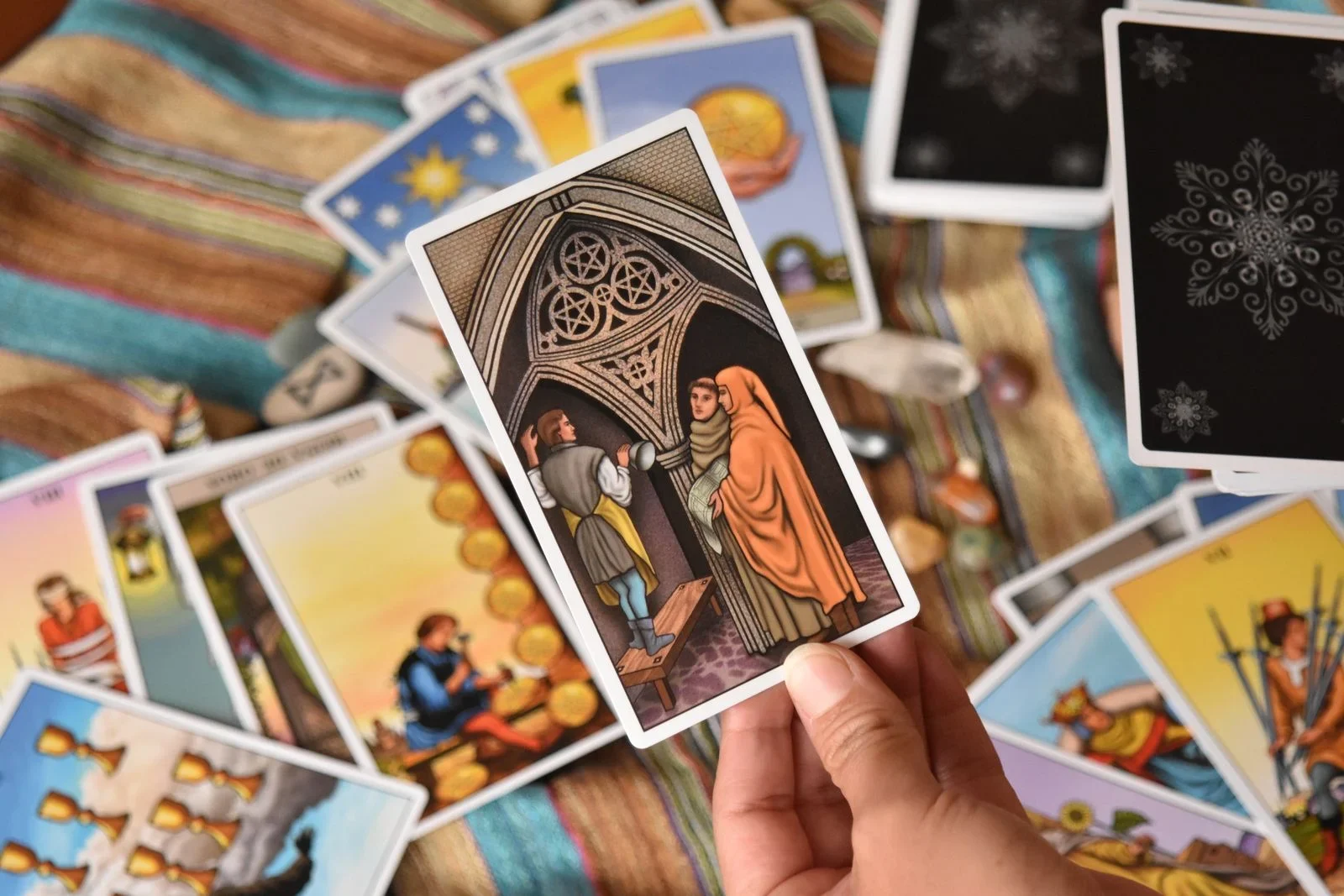 Tarot Card Reading + Learn How to Read Tarot Cards - 1 Tarot Card Reading + Learn How to Read Tarot + Mentoring